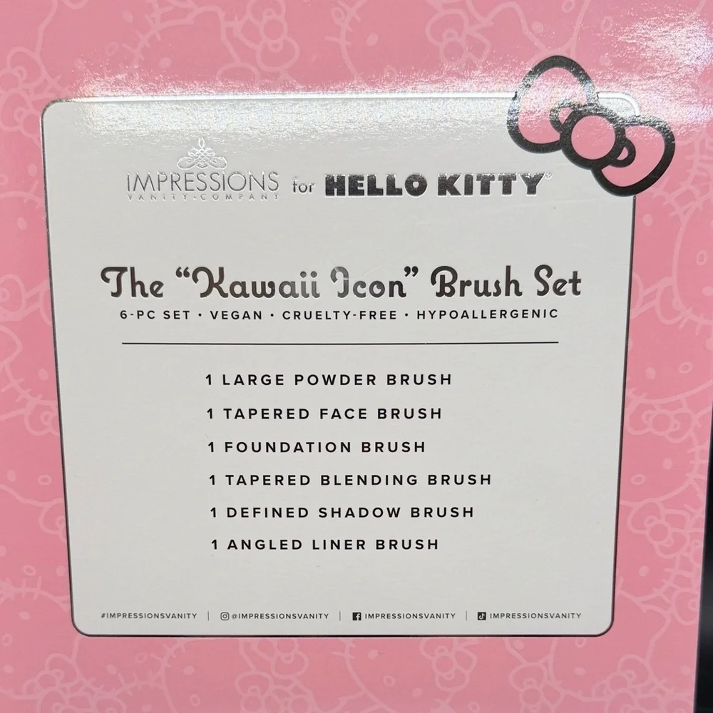 Hello Kitty The Kawaii Icon Brush Set
